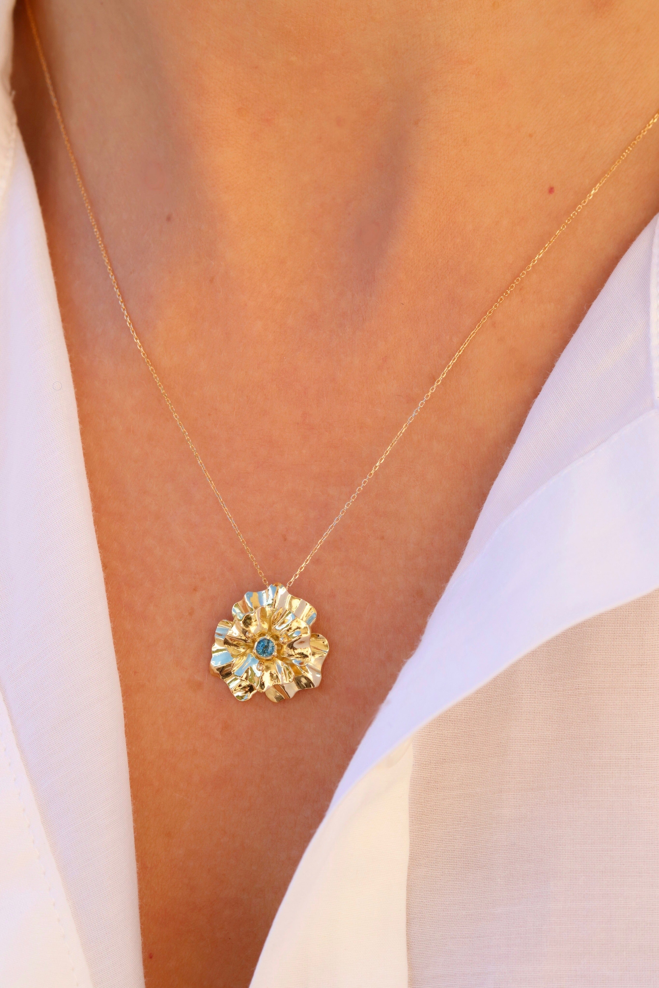 Pendentif fleur de topaze