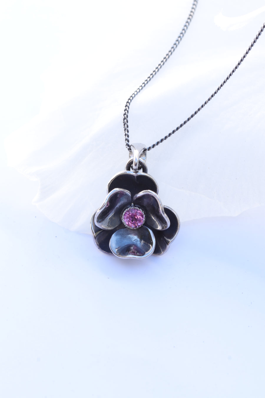 Pendentif Fleur avec Tourmaline