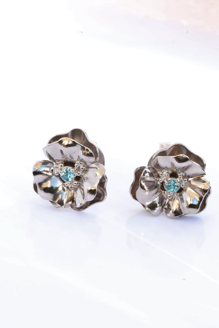 Boucles d'oreilles fleur en or Paraiba